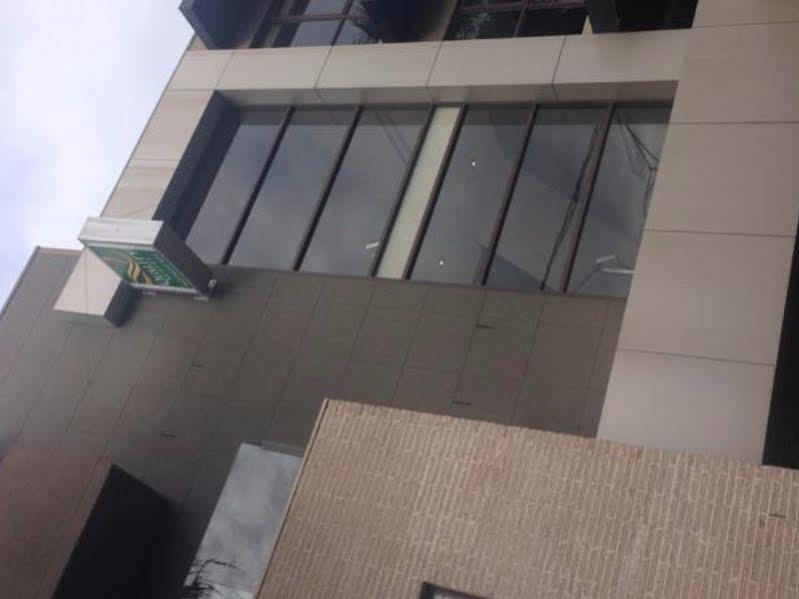 Melbourne Vivo Aparthotel Exterior photo
